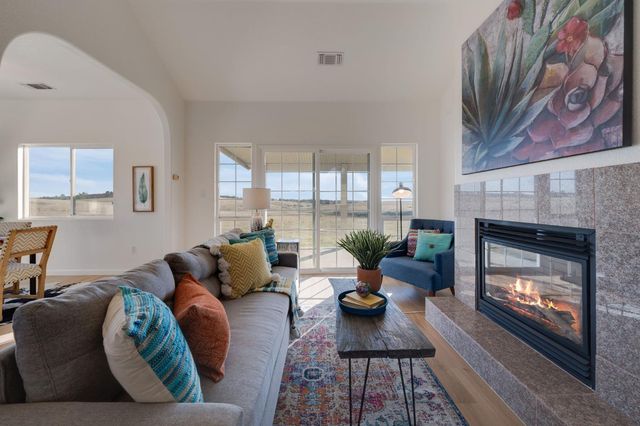 4200 Coulter Ln, Latrobe, CA 95682