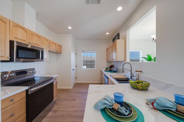 4200 Coulter Ln, Latrobe, CA 95682