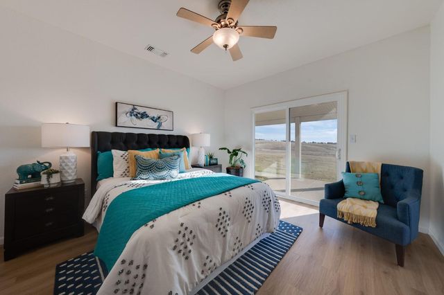 4200 Coulter Ln, Latrobe, CA 95682