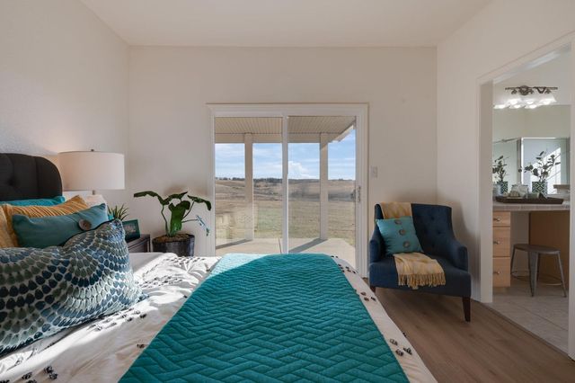 4200 Coulter Ln, Latrobe, CA 95682