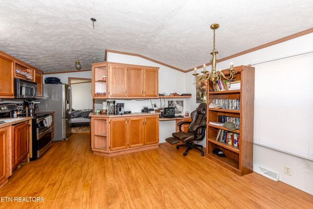 463 Lovers Lane, Townsend, TN 37882