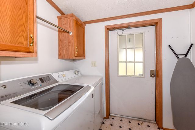 463 Lovers Lane, Townsend, TN 37882