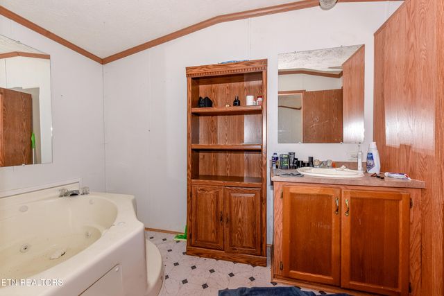 463 Lovers Lane, Townsend, TN 37882