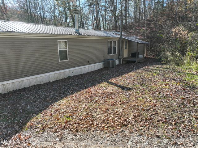 463 Lovers Lane, Townsend, TN 37882