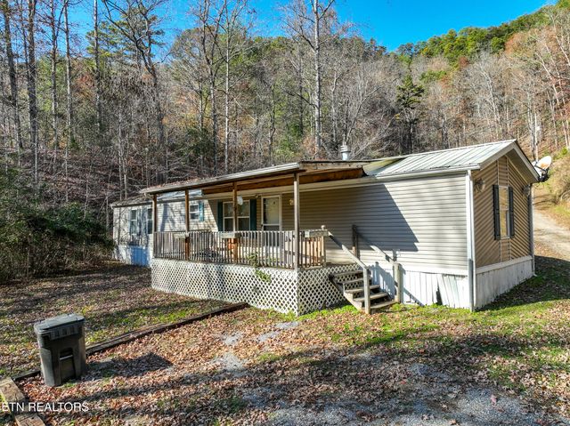 463 Lovers Lane, Townsend, TN 37882