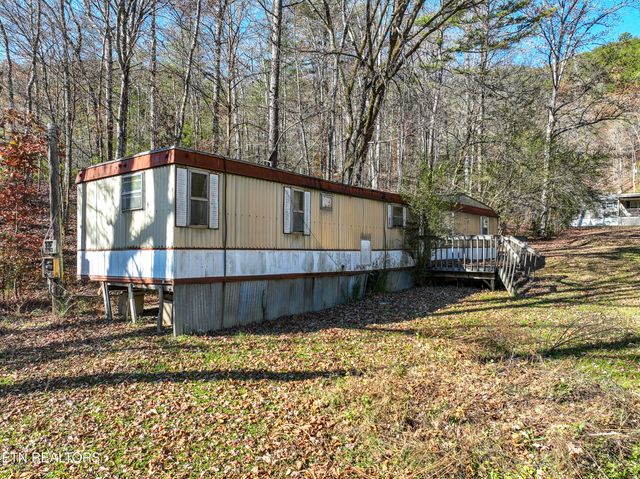 463 Lovers Lane, Townsend, TN 37882