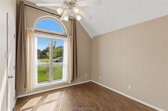 8407 Alison Avenue, College Station, TX 77845