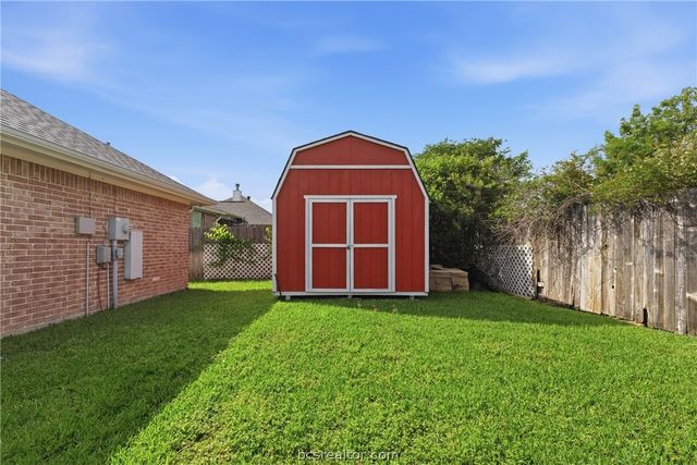 8407 Alison Avenue, College Station, TX 77845
