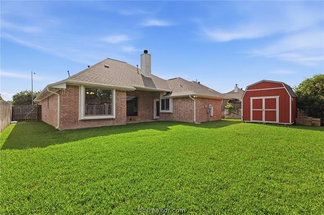 8407 Alison Avenue, College Station, TX 77845