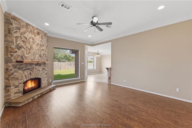8407 Alison Avenue, College Station, TX 77845