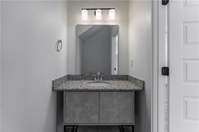 1101 SW Kentucky Avenue, Bentonville, AR 72713