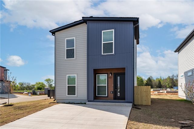 1101 SW Kentucky Avenue, Bentonville, AR 72713