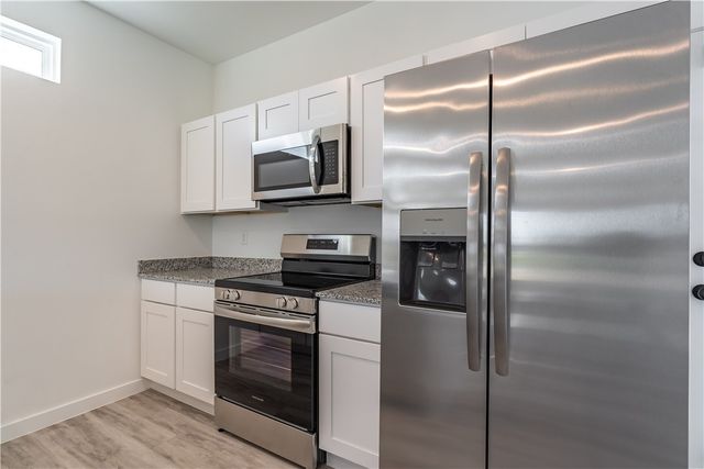 1101 SW Kentucky Avenue, Bentonville, AR 72713