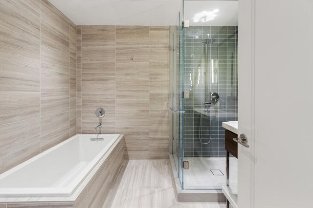 430 Stuart St 1518, Boston, MA 02116