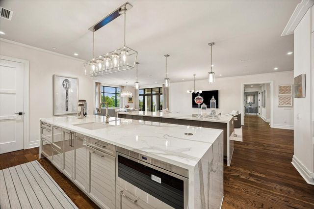 6017 Memorial Drive 507, Houston, TX 77007