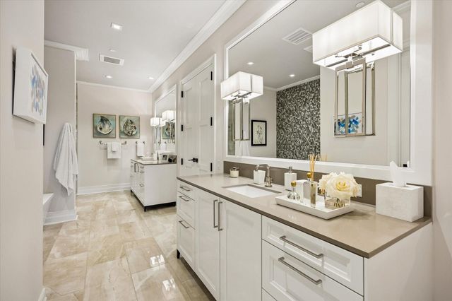 6017 Memorial Drive 507, Houston, TX 77007