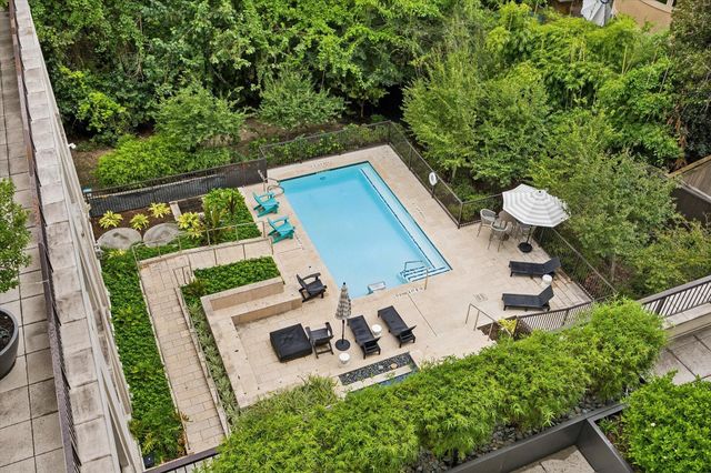 6017 Memorial Drive 507, Houston, TX 77007