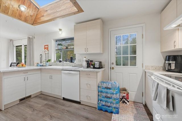 4404 229th Place SW, Mountlake Terrace, WA 98043