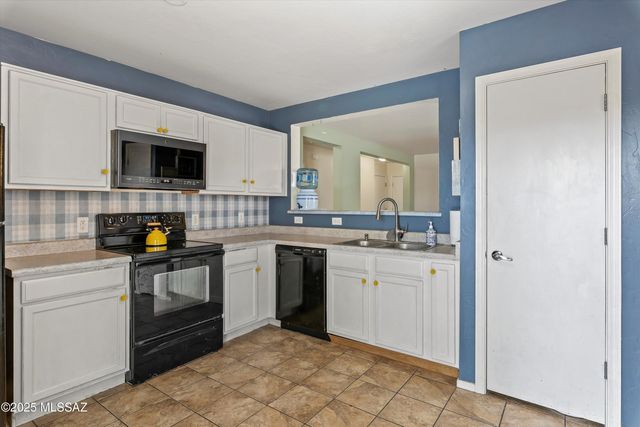 5164 E Desert Straw Lane, Tucson, AZ 85756