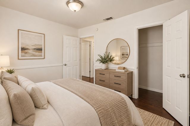 809 Helen Drive, Bedford, TX 76022