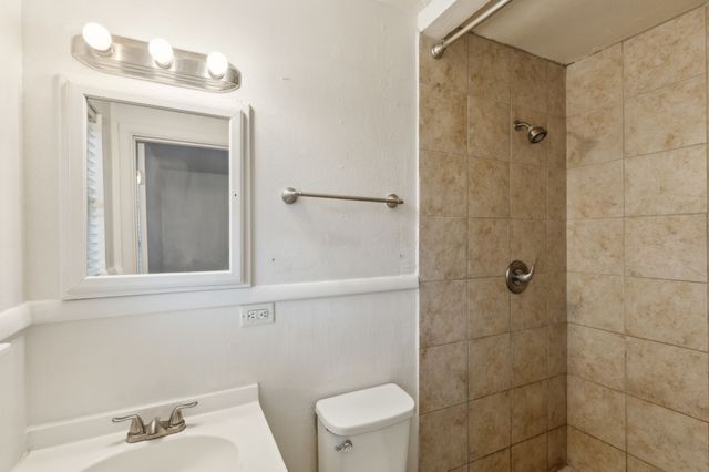 809 Helen Drive, Bedford, TX 76022