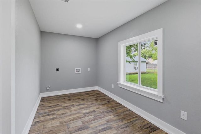 2202 Stanton Street, Lake Charles, LA 70601