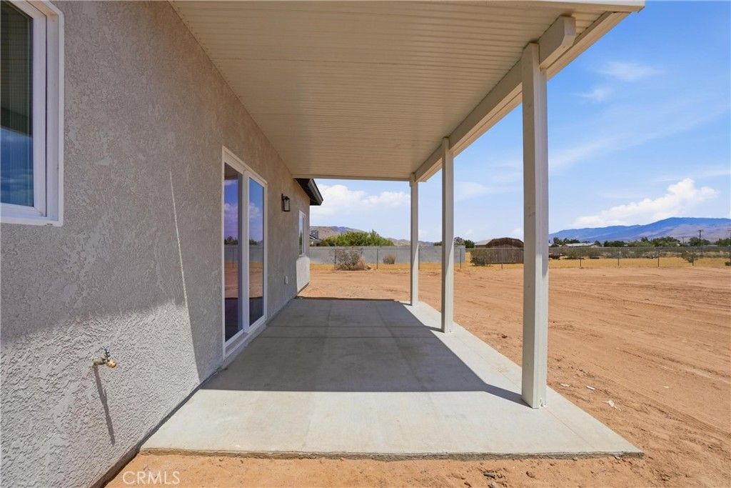 Image 38 of property listing at 22819 Little Beaver Road, Apple Valley, CA 92308