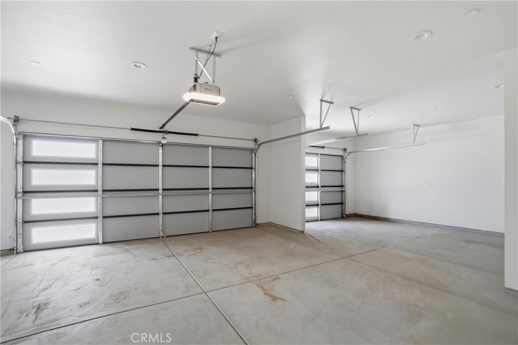 Image 41 of property listing at 22819 Little Beaver Road, Apple Valley, CA 92308