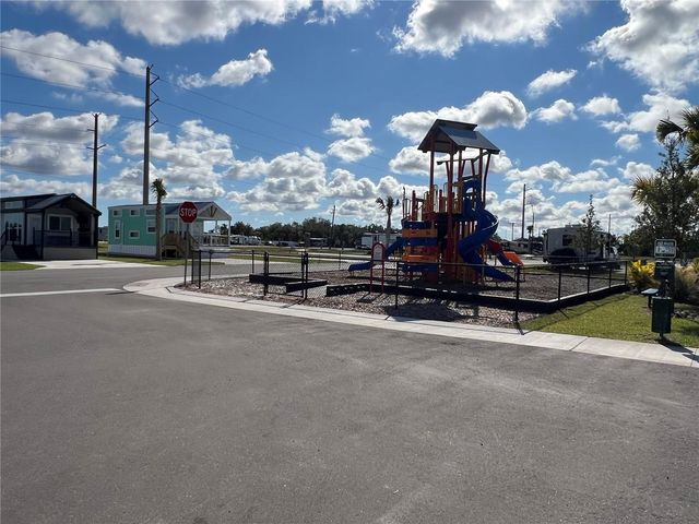 240 HORIZON ROAD, Punta Gorda, FL 33982