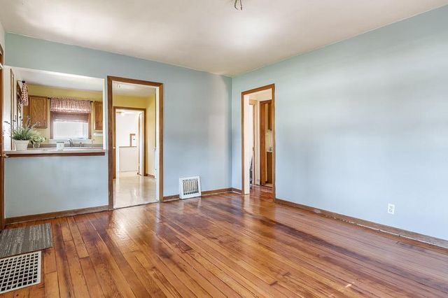 216 Kellogg Avenue, Janesville, WI 53546