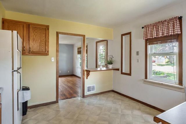 216 Kellogg Avenue, Janesville, WI 53546