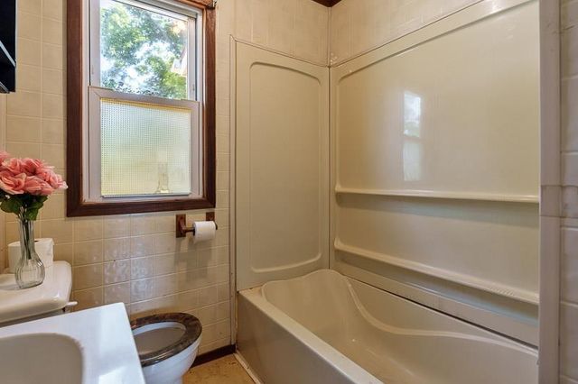 216 Kellogg Avenue, Janesville, WI 53546