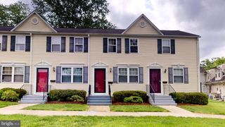6940 HAWTHORNE ST, Landover, MD 20785