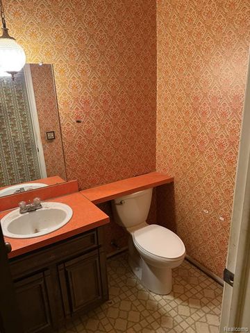 34630 Old Timber Road, Farmington Hills, MI 48331