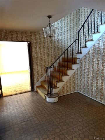 34630 Old Timber Road, Farmington Hills, MI 48331