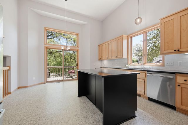 5750 Newberry Circle N, Stillwater, MN 55082