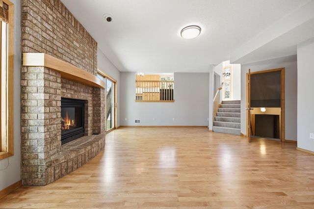 5750 Newberry Circle N, Stillwater, MN 55082