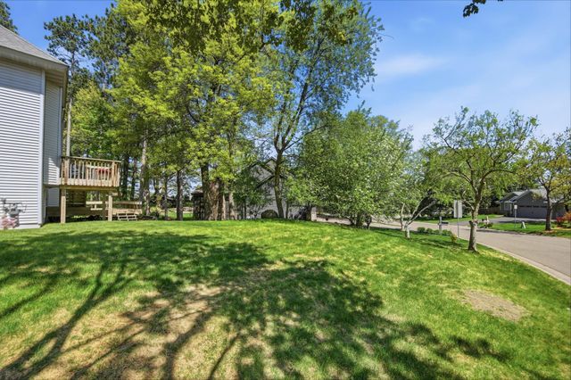 5750 Newberry Circle N, Stillwater, MN 55082