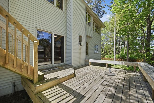 5750 Newberry Circle N, Stillwater, MN 55082