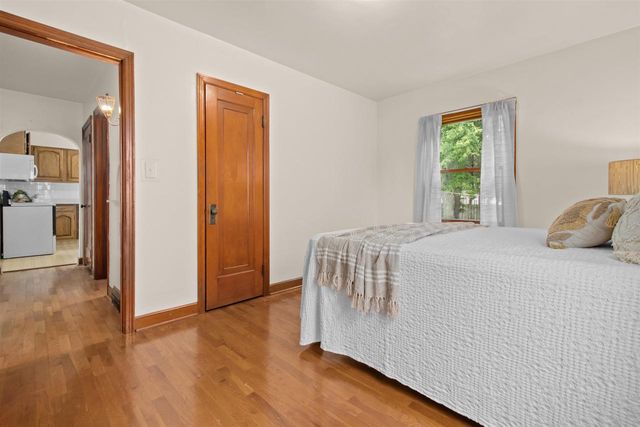 1620 N RICHMOND STREET, Appleton, WI 54911