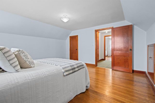 1620 N RICHMOND STREET, Appleton, WI 54911