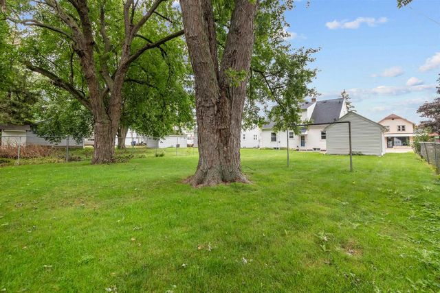 1620 N RICHMOND STREET, Appleton, WI 54911