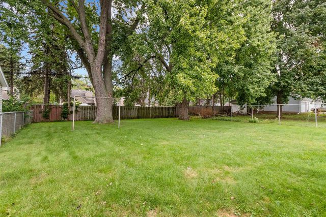1620 N RICHMOND STREET, Appleton, WI 54911