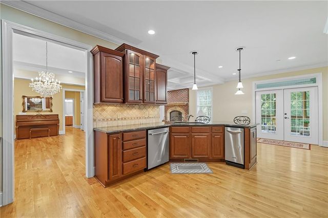 257 Foothills Dr, Cleveland, GA 30528