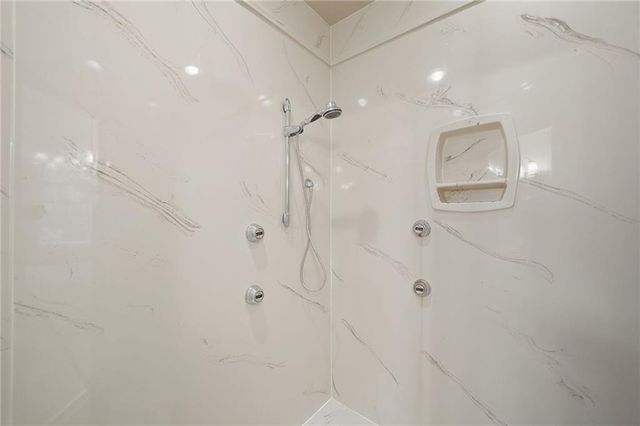 257 Foothills Dr, Cleveland, GA 30528