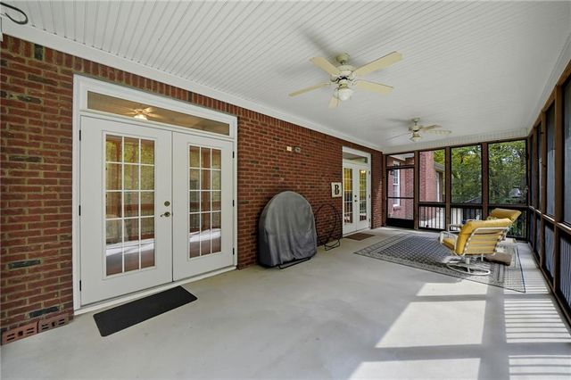 257 Foothills Dr, Cleveland, GA 30528