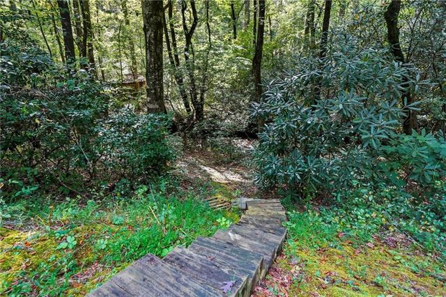 257 Foothills Dr, Cleveland, GA 30528