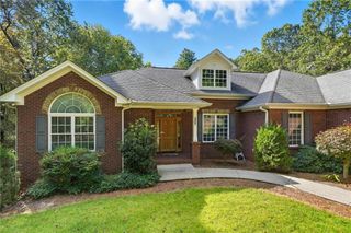 257 Foothills Dr, Cleveland, GA 30528