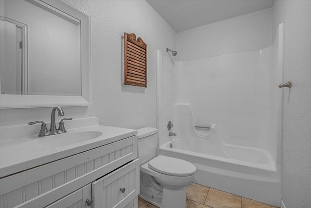 1301 Bay Ridge Boulevard, Bay City, TX 77414
