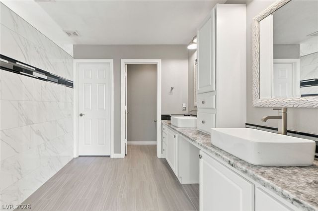 3049 Blazing Creek Way, Henderson, NV 89052